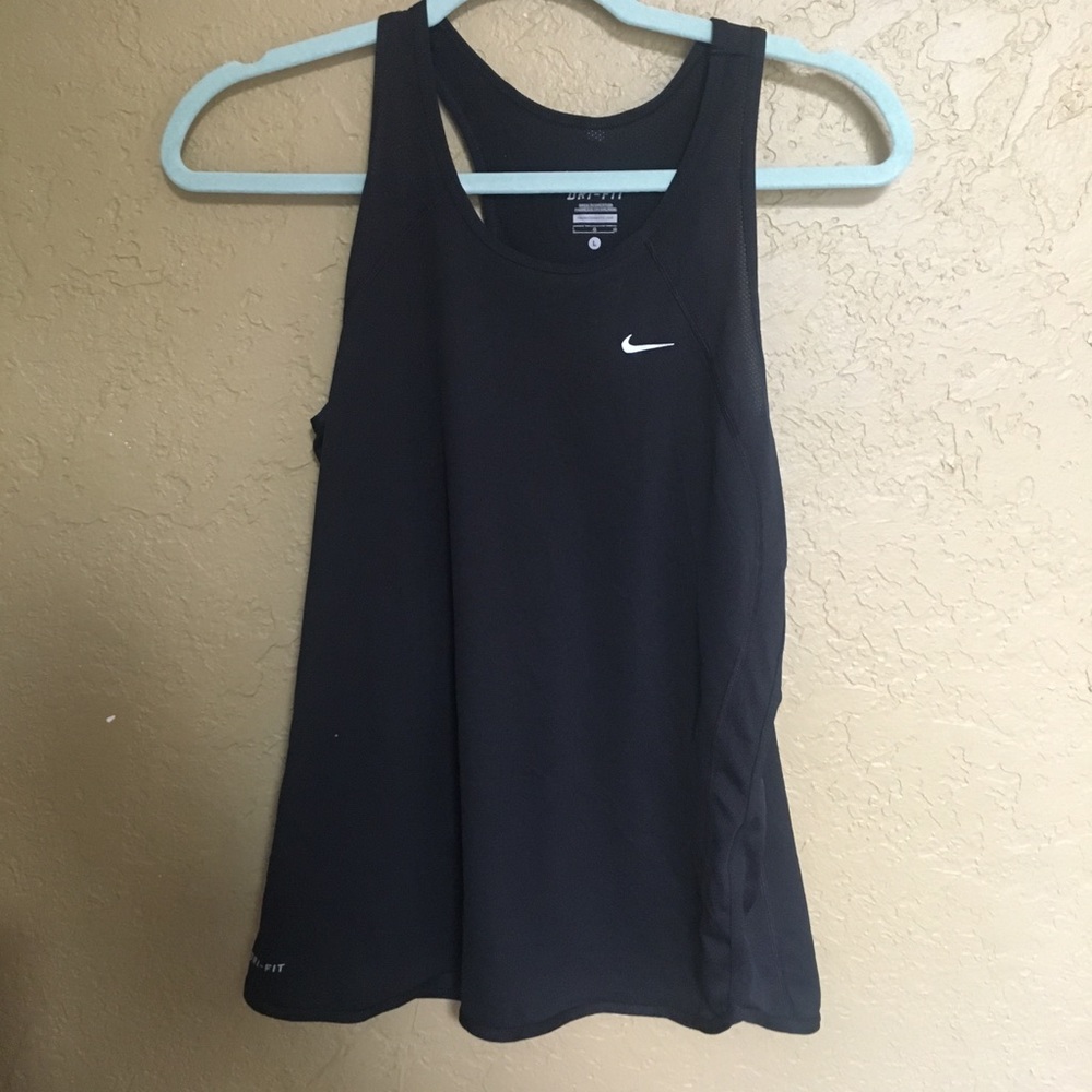 black nike tank